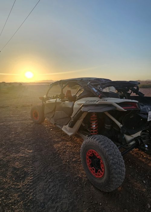 buggy marrakech palmeraie désert d'agafay lac lalla takerkoust maroc excursion couché de soleil sunset